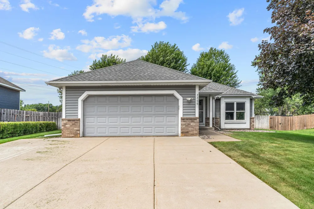 7366 Janero Avenue S Cottage Grove, MN 55016