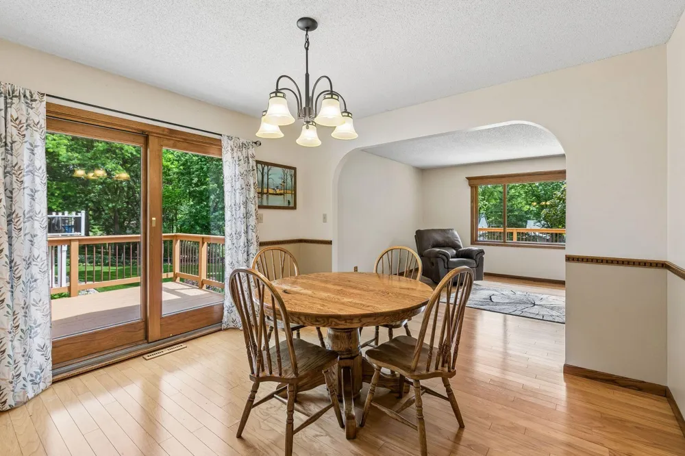 12725 Ethelton Way Apple Valley, MN 55124