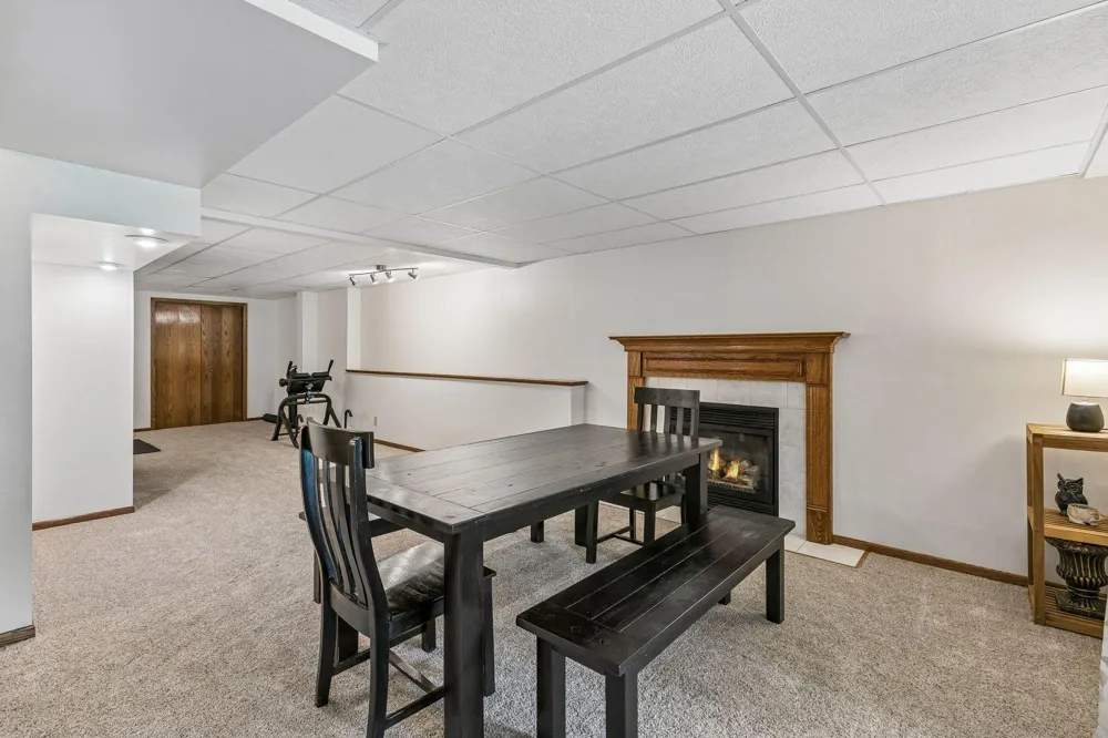12725 Ethelton Way Apple Valley, MN 55124