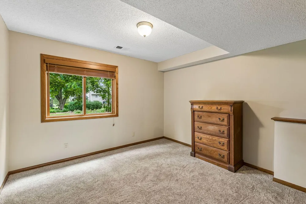 12725 Ethelton Way Apple Valley, MN 55124