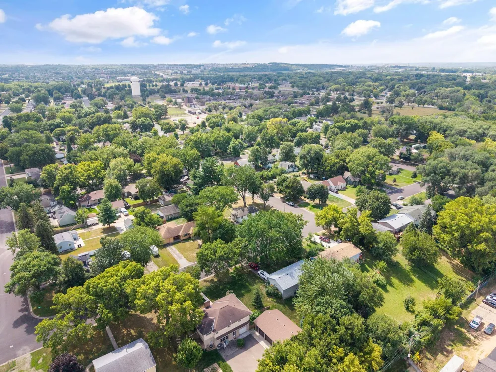 409 Clay Street S Shakopee, MN 55379