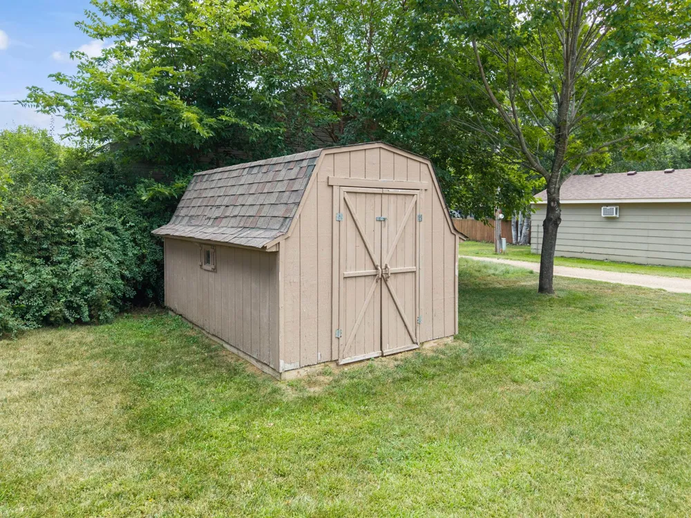 409 Clay Street S Shakopee, MN 55379