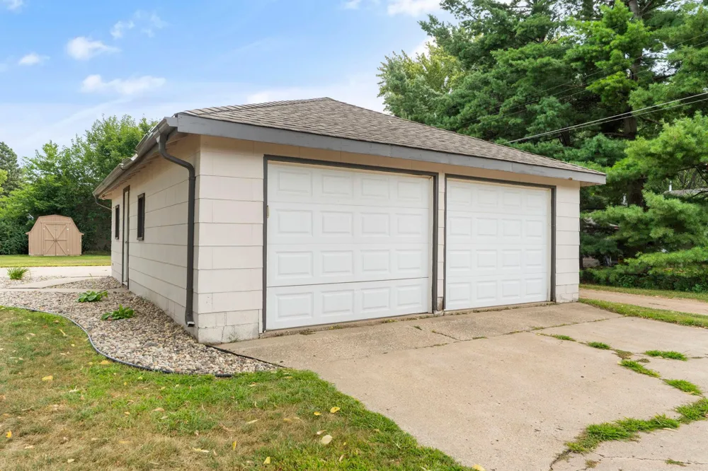 409 Clay Street S Shakopee, MN 55379