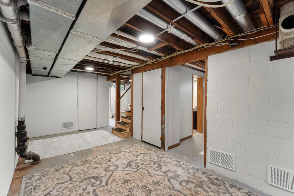 409 Clay Street S Shakopee, MN 55379