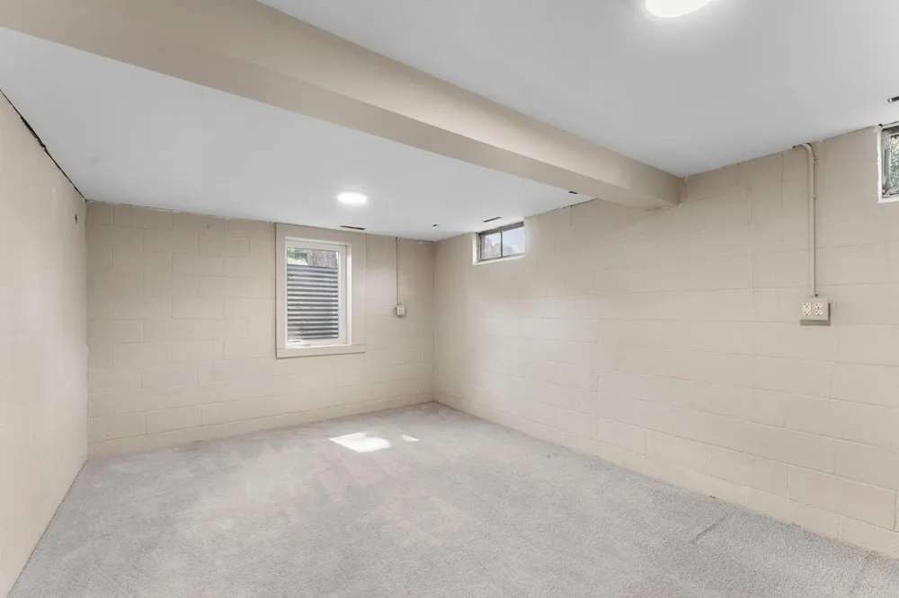 409 Clay Street S Shakopee, MN 55379