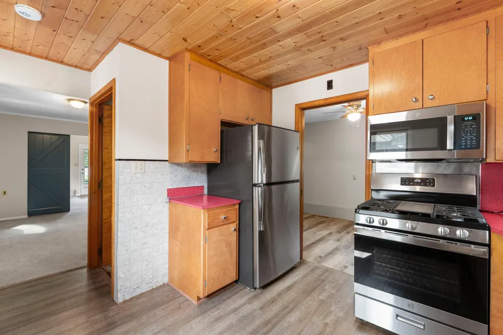 409 Clay Street S Shakopee, MN 55379