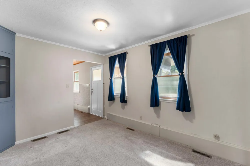 409 Clay Street S Shakopee, MN 55379