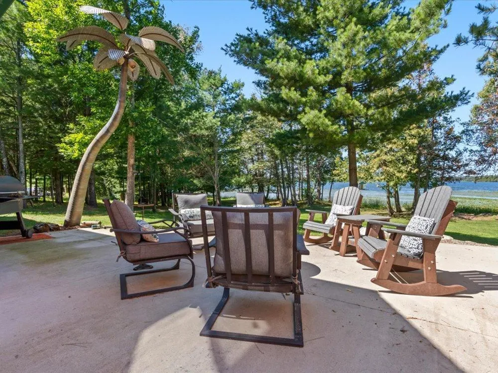 3641 Ford Drive NW Hackensack, MN 56452