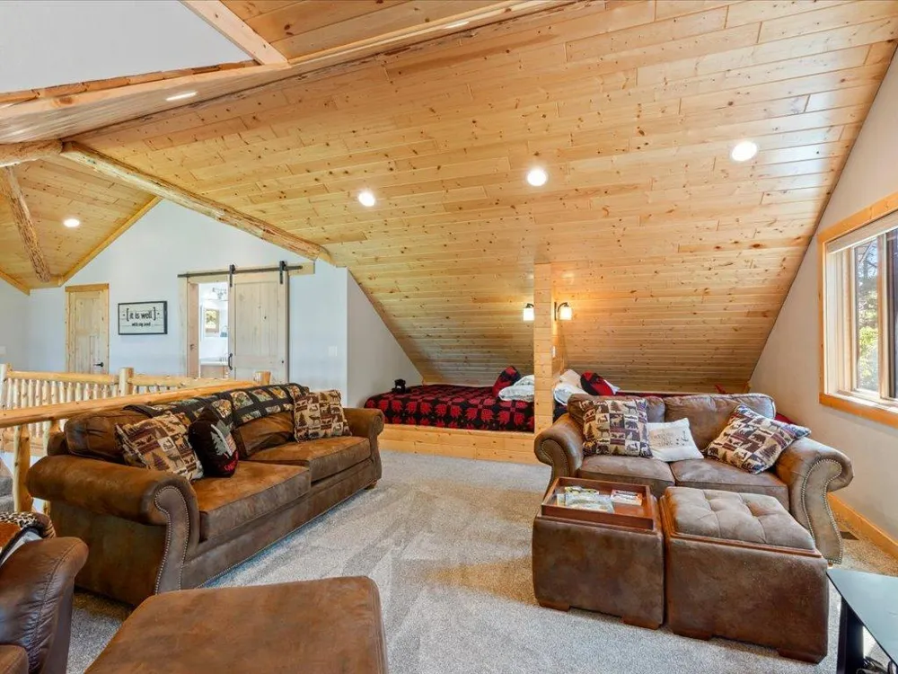 3641 Ford Drive NW Hackensack, MN 56452