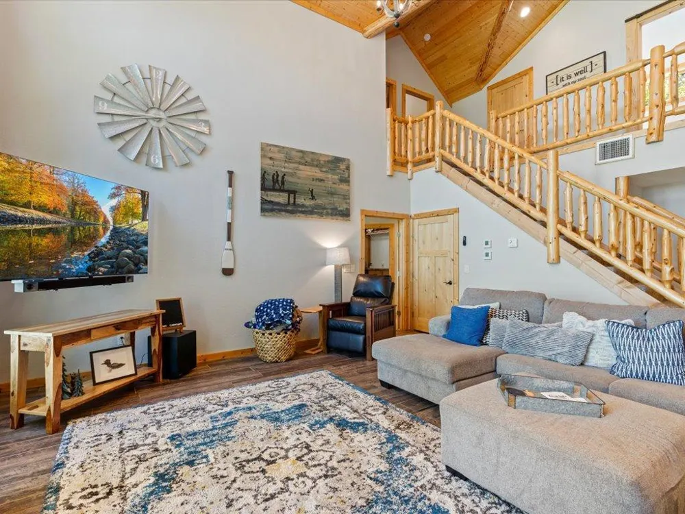 3641 Ford Drive NW Hackensack, MN 56452