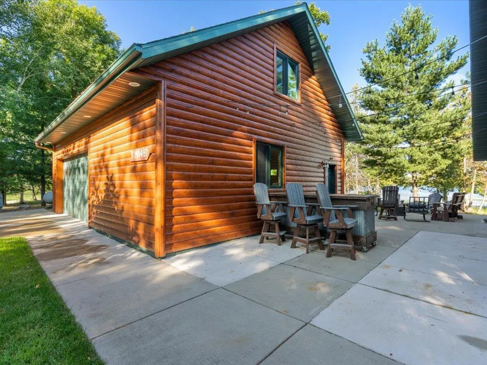 3641 Ford Drive NW Hackensack, MN 56452