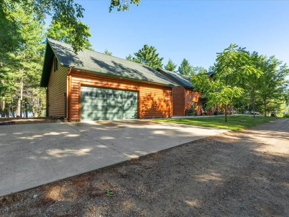 3641 Ford Drive NW Hackensack, MN 56452