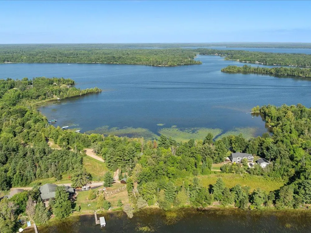 3641 Ford Drive NW Hackensack, MN 56452