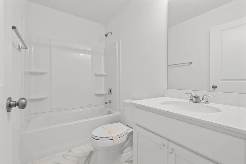 1961 Dahlia Drive Shakopee, MN 55379