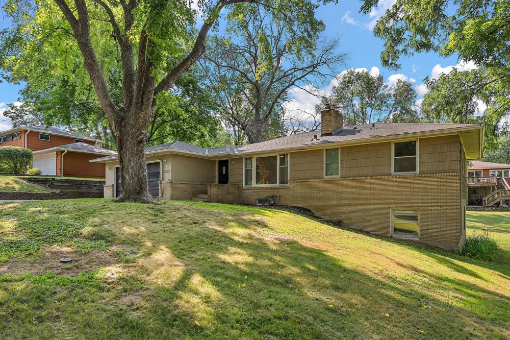 1351 Hillcrest Drive NE Fridley, MN 55432