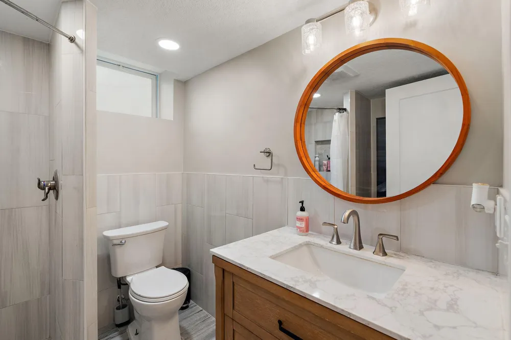 1351 Hillcrest Drive NE Fridley, MN 55432