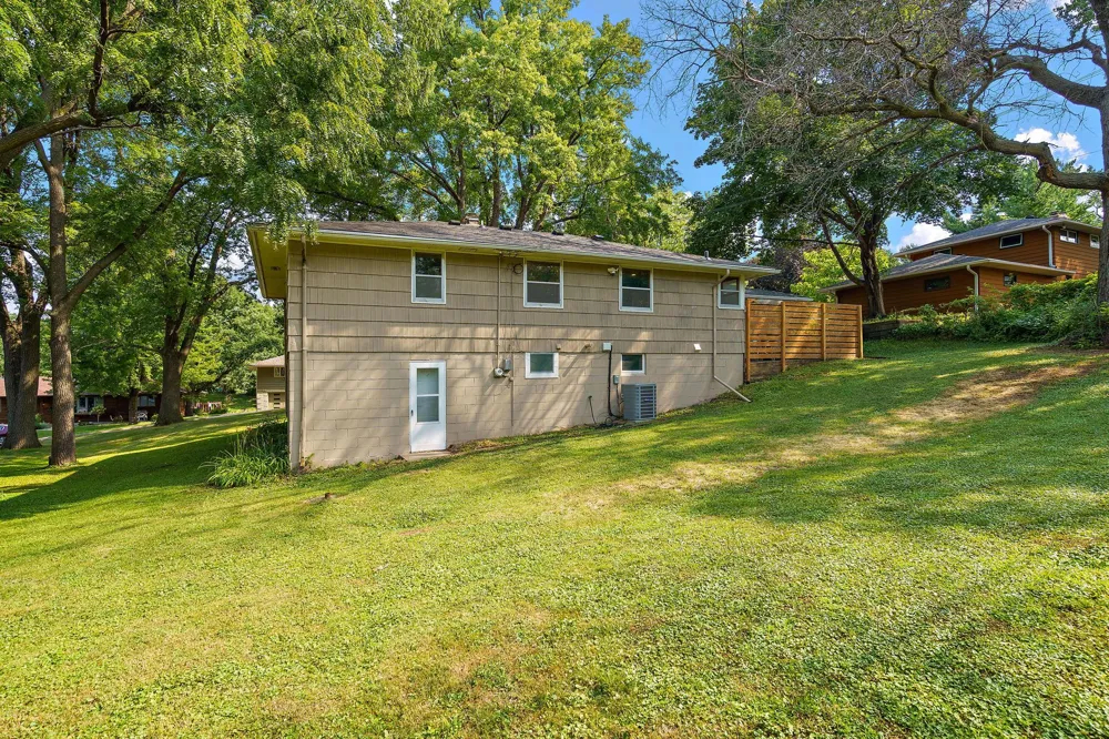 1351 Hillcrest Drive NE Fridley, MN 55432