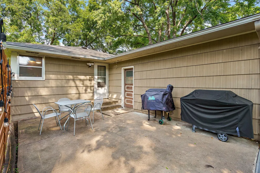 1351 Hillcrest Drive NE Fridley, MN 55432
