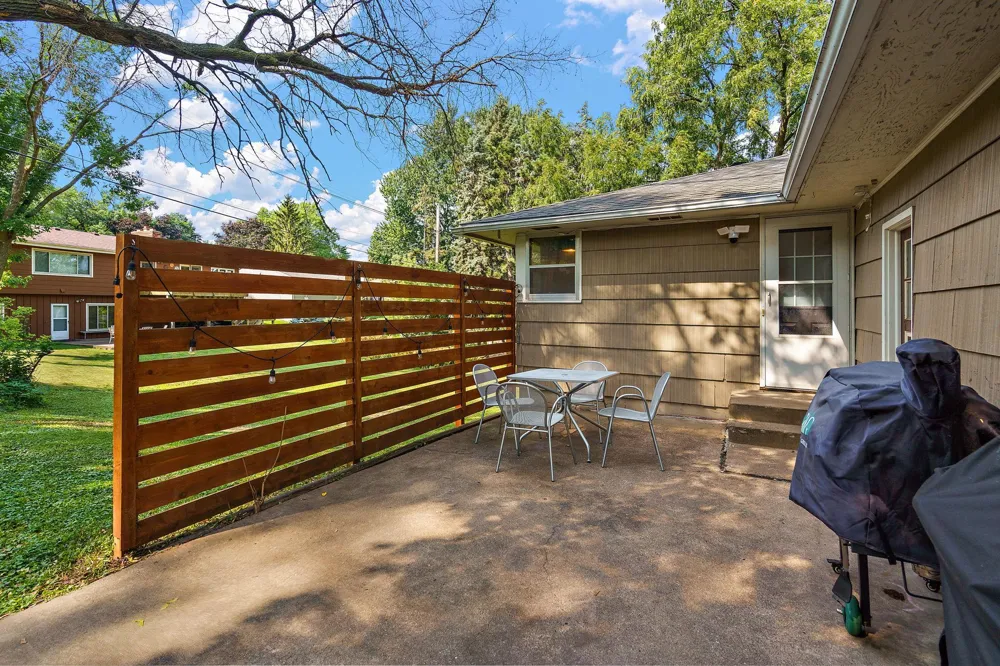 1351 Hillcrest Drive NE Fridley, MN 55432