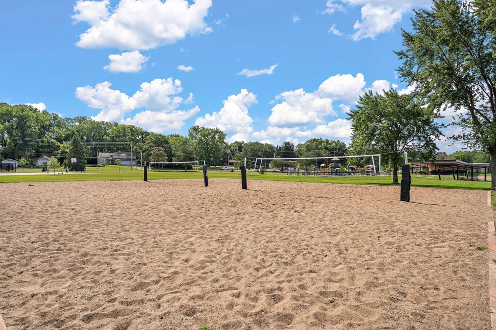 1351 Hillcrest Drive NE Fridley, MN 55432