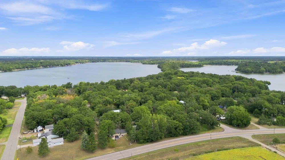 10601 56 1/2 STREET Clear Lake, MN 55319