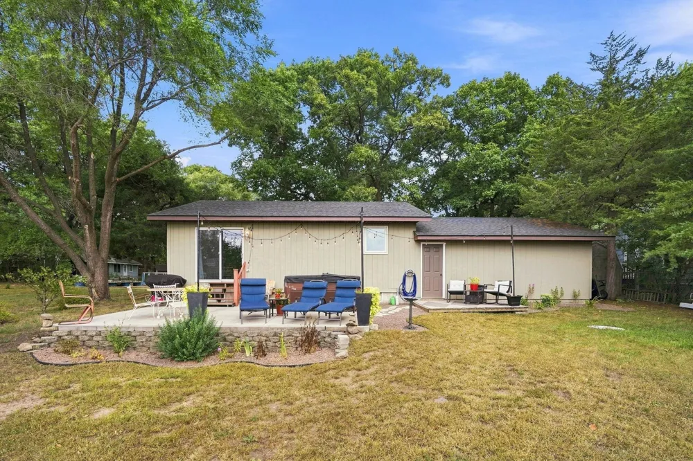 10601 56 1/2 STREET Clear Lake, MN 55319