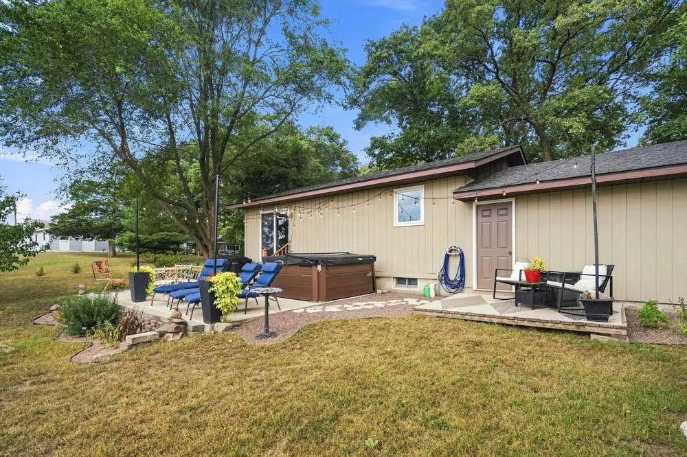10601 56 1/2 STREET Clear Lake, MN 55319