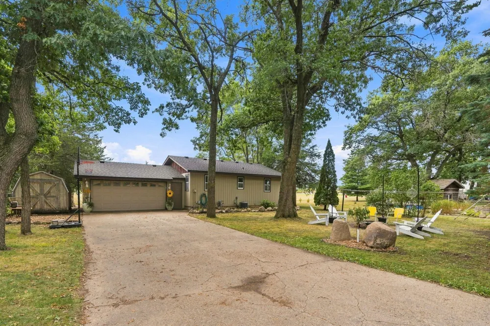 10601 56 1/2 STREET Clear Lake, MN 55319