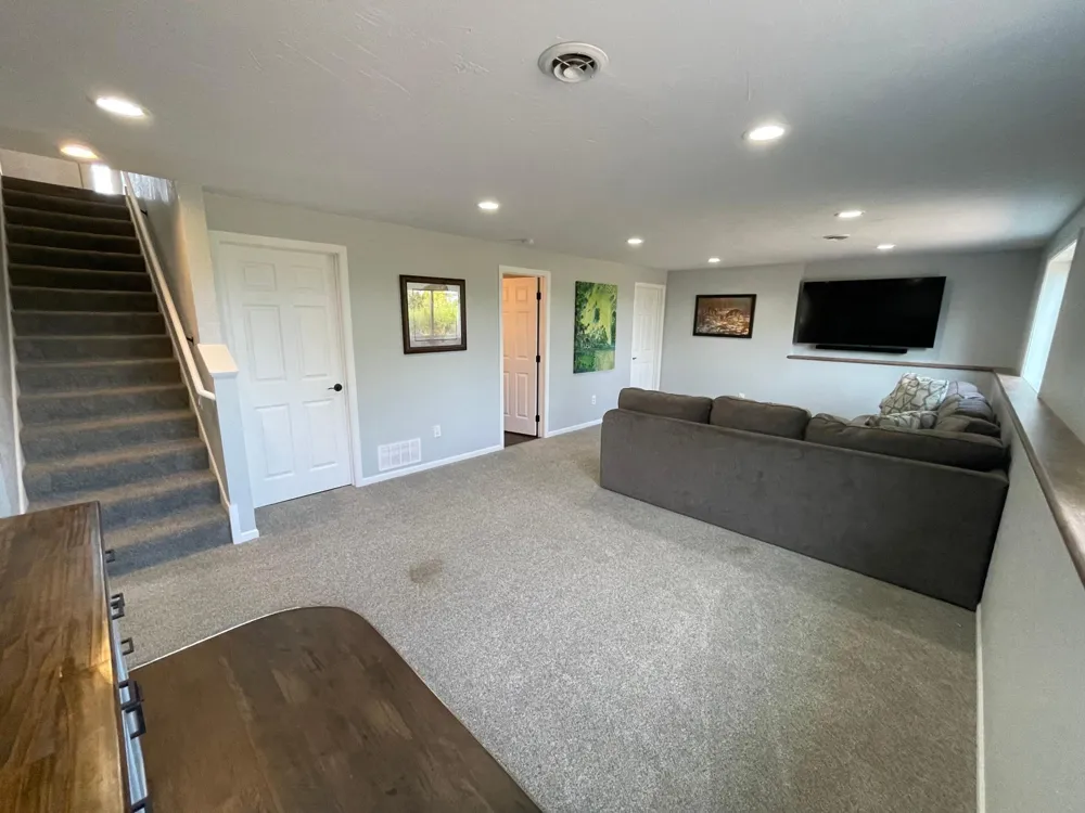 531 Glynn Avenue NE Grand Meadow, MN 55936