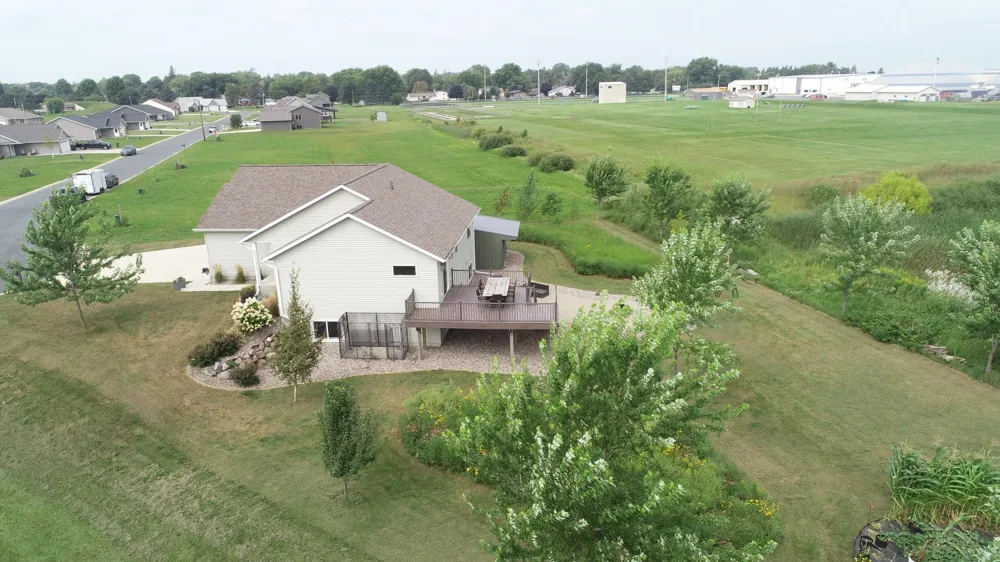 531 Glynn Avenue NE Grand Meadow, MN 55936