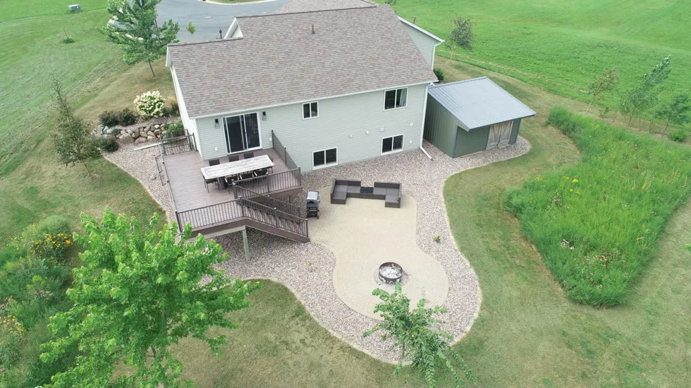 531 Glynn Avenue NE Grand Meadow, MN 55936