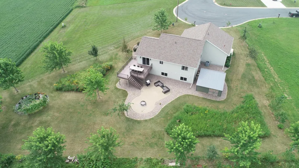 531 Glynn Avenue NE Grand Meadow, MN 55936