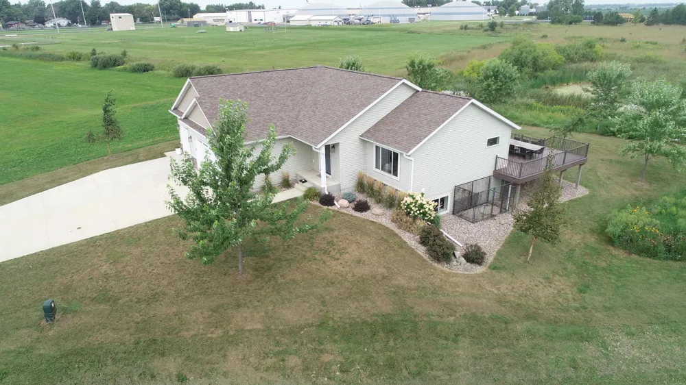 531 Glynn Avenue NE Grand Meadow, MN 55936