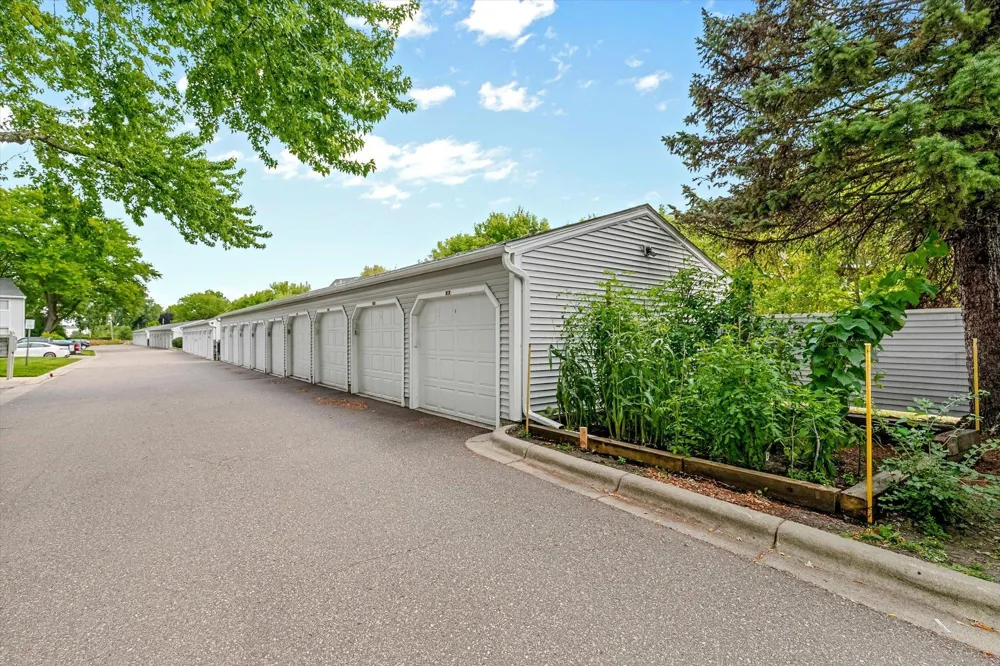 2296 Benson Avenue #G Saint Paul, MN 55116