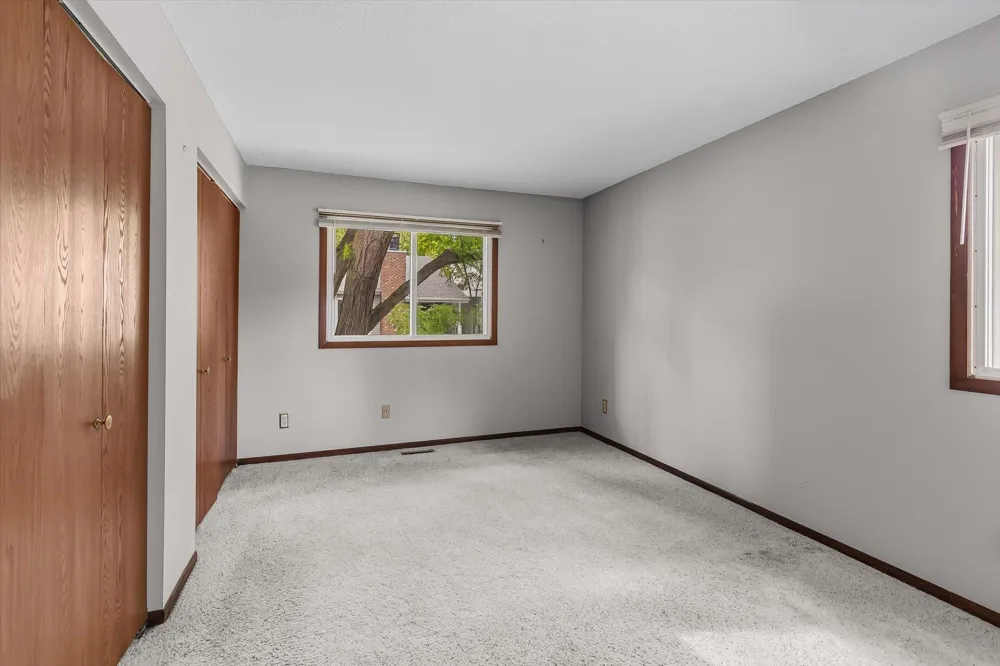 2296 Benson Avenue #G Saint Paul, MN 55116