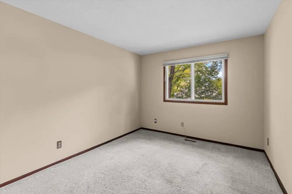 2296 Benson Avenue #G Saint Paul, MN 55116
