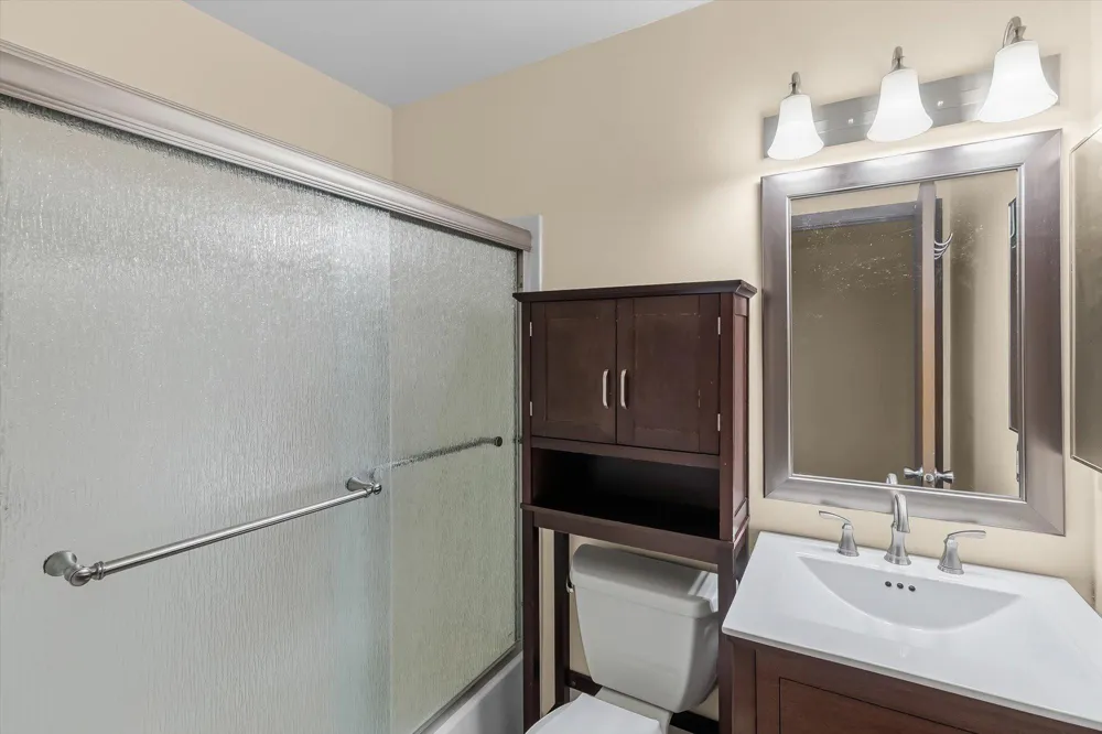 2296 Benson Avenue #G Saint Paul, MN 55116