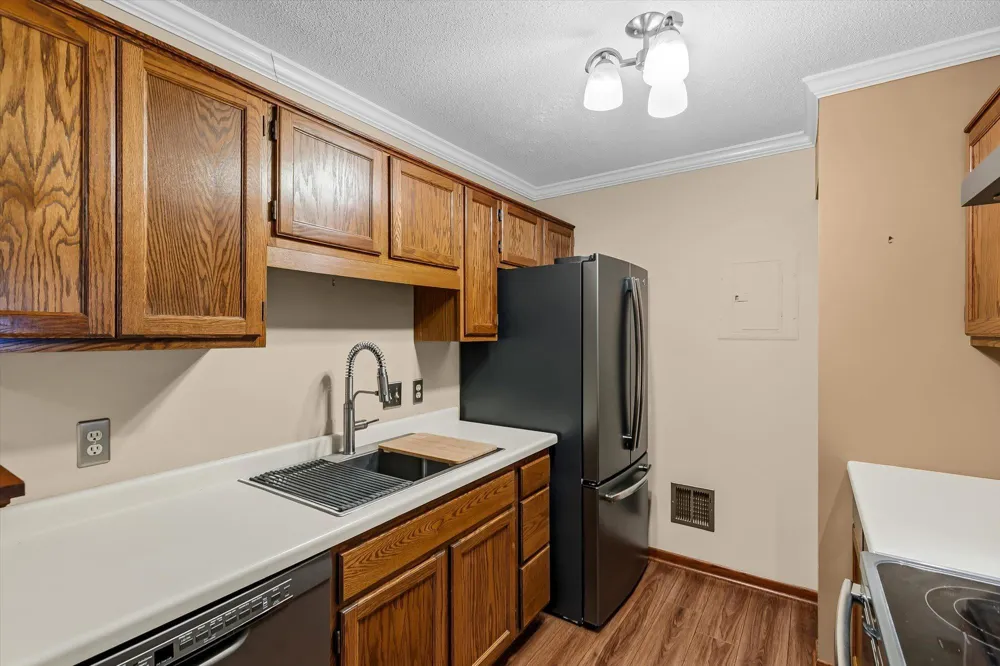 2296 Benson Avenue #G Saint Paul, MN 55116