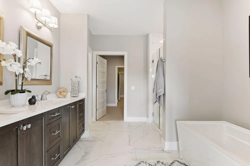 222 Ferndale Road S #303 Wayzata, MN 55391