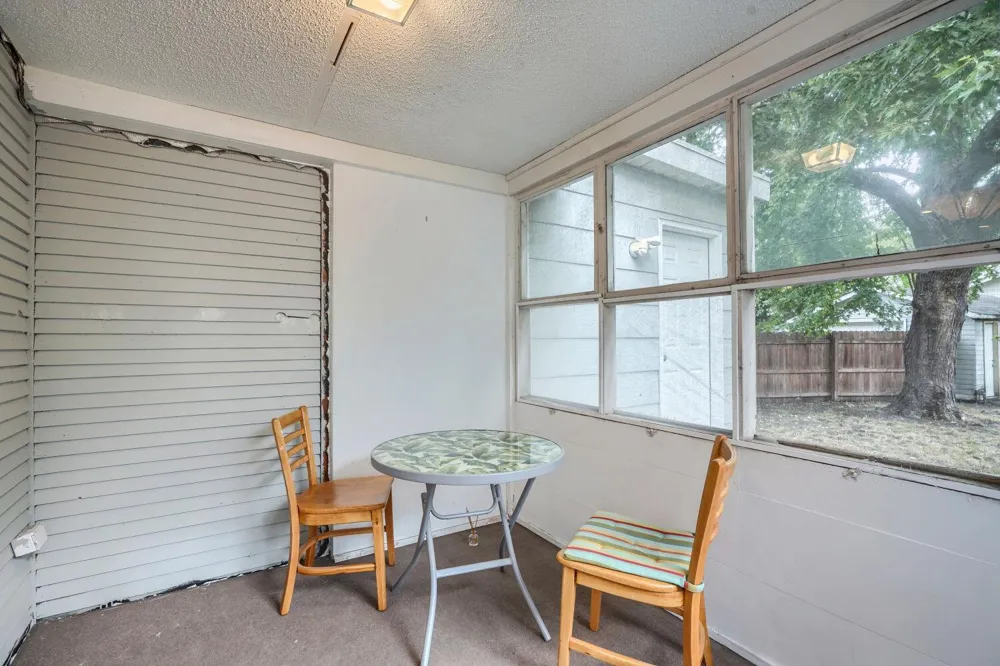1821 Fillmore Street NE Minneapolis, MN 55418