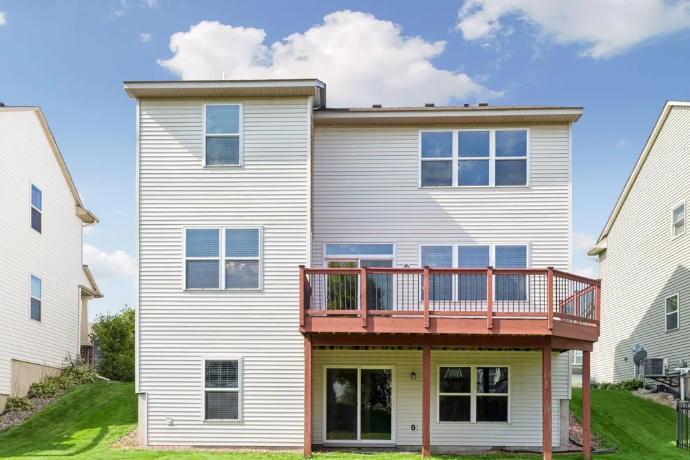 6788 Troy Lane Maple Grove, MN 55311
