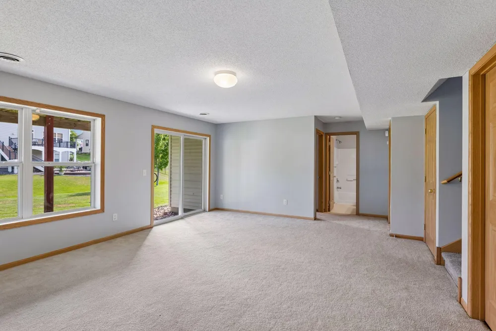 6788 Troy Lane Maple Grove, MN 55311