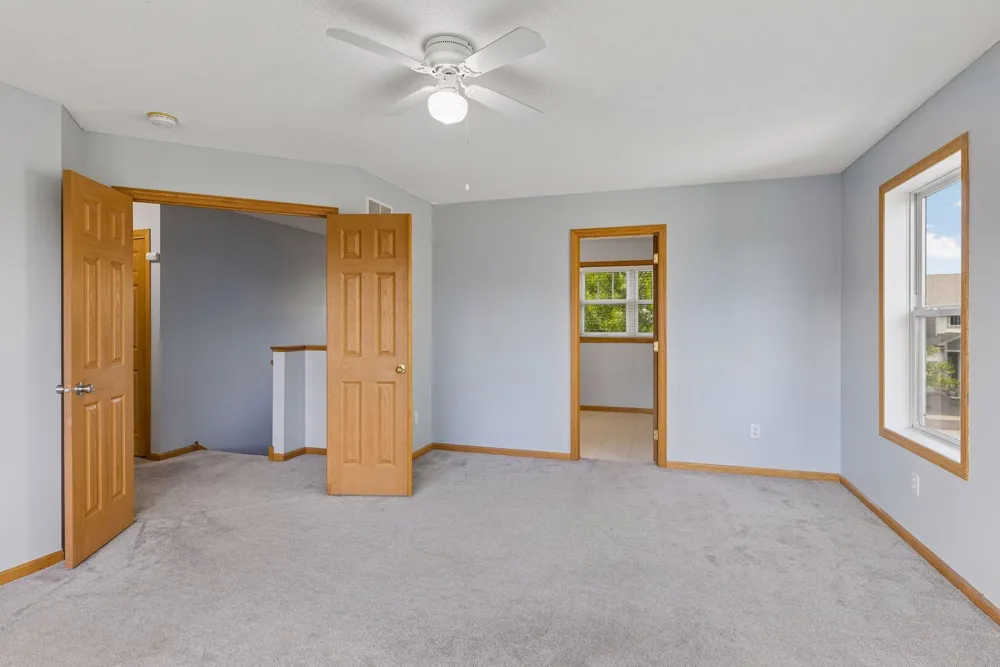 6788 Troy Lane Maple Grove, MN 55311
