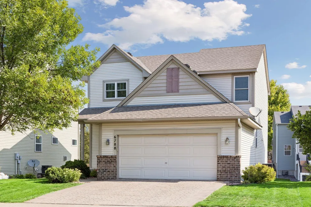 6788 Troy Lane Maple Grove, MN 55311