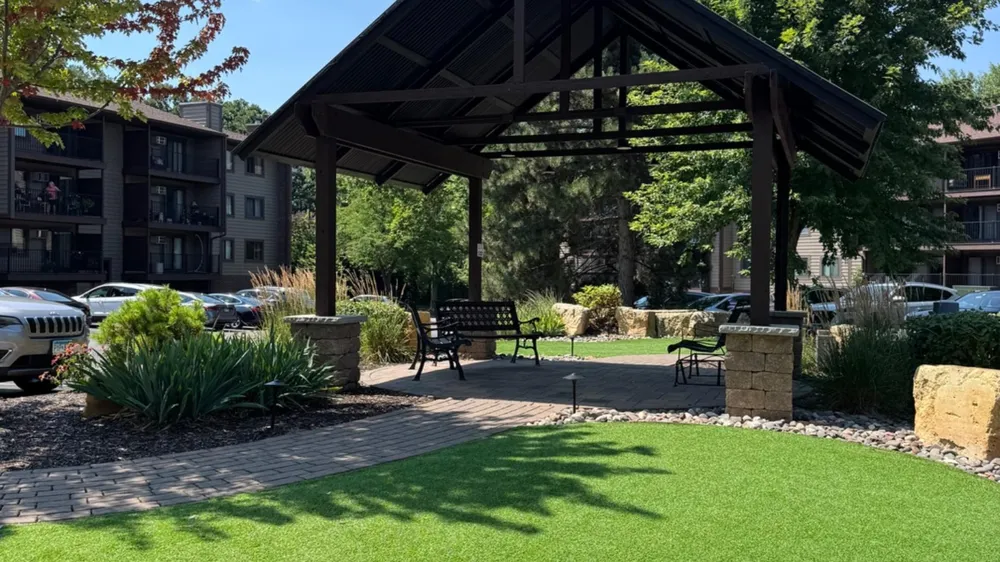 7601 W 101st Street #114 Bloomington, MN 55438