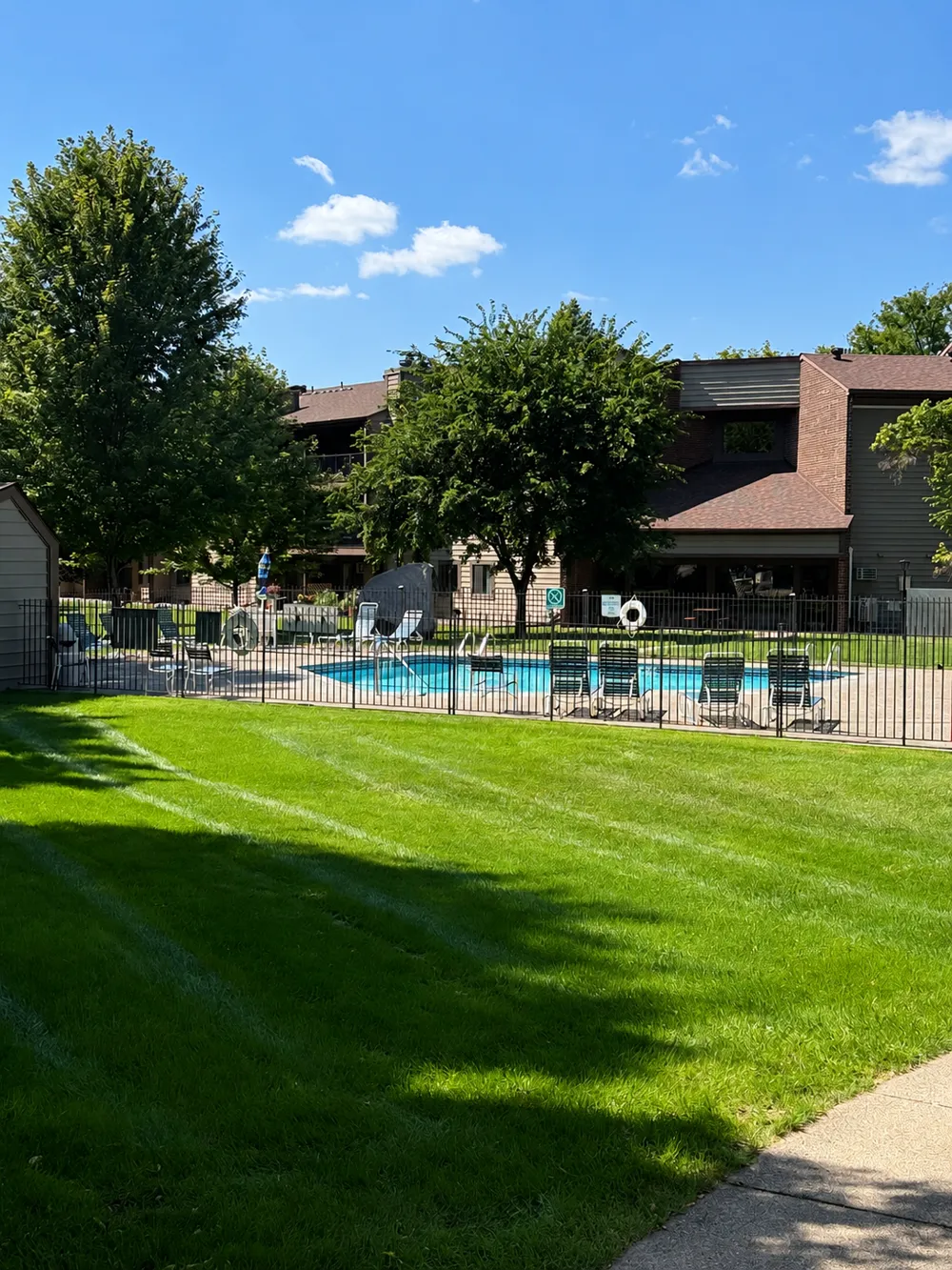 7601 W 101st Street #114 Bloomington, MN 55438