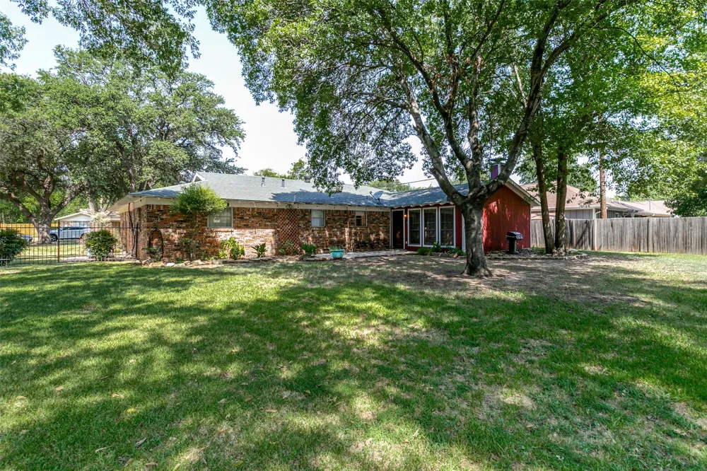 4708 Cummings Drive North Richland Hills, TX 76180