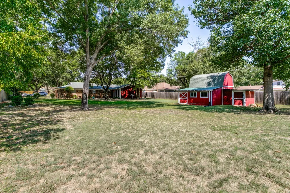 4708 Cummings Drive North Richland Hills, TX 76180