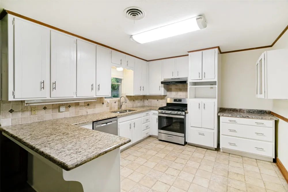 4708 Cummings Drive North Richland Hills, TX 76180