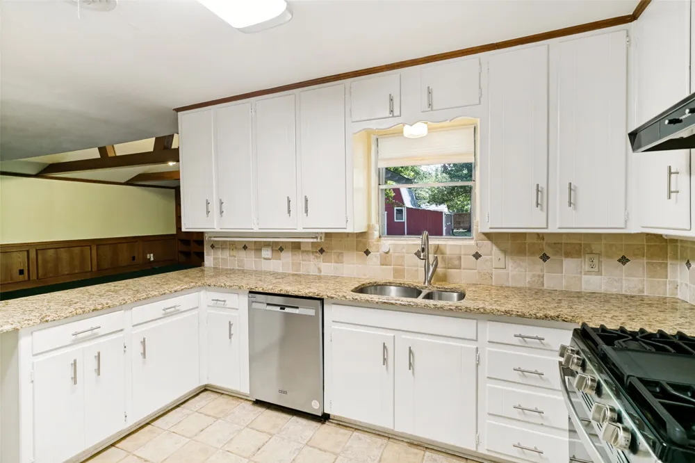 4708 Cummings Drive North Richland Hills, TX 76180